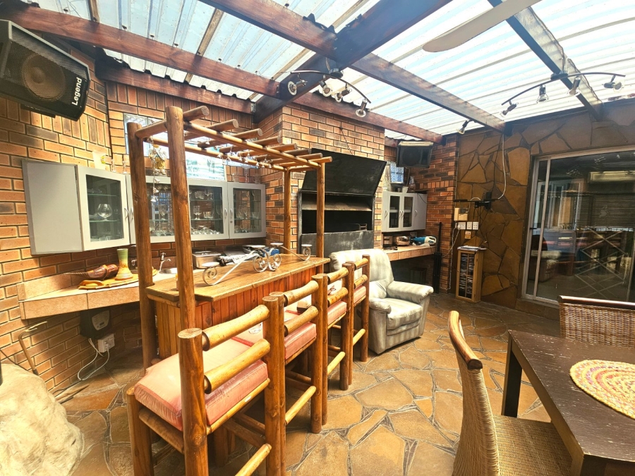 3 Bedroom Property for Sale in Colorado Park Western Cape